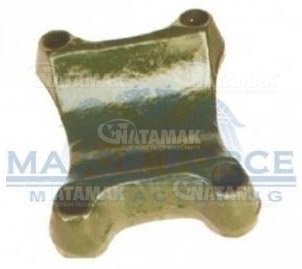 Q07 10 037 AXLE BOTTOM PLATE FOR MERCEDES